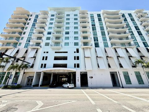 Tiny photo for 140 S Dixie Highway #1002, Hollywood, FL 33020 (MLS # B26013016)