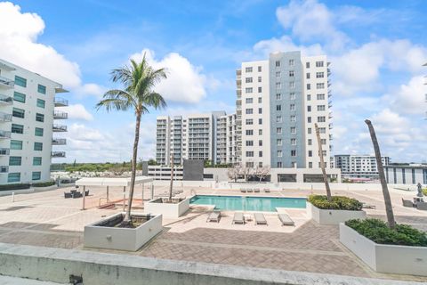 Tiny photo for 140 S Dixie Highway #1002, Hollywood, FL 33020 (MLS # B26013016)