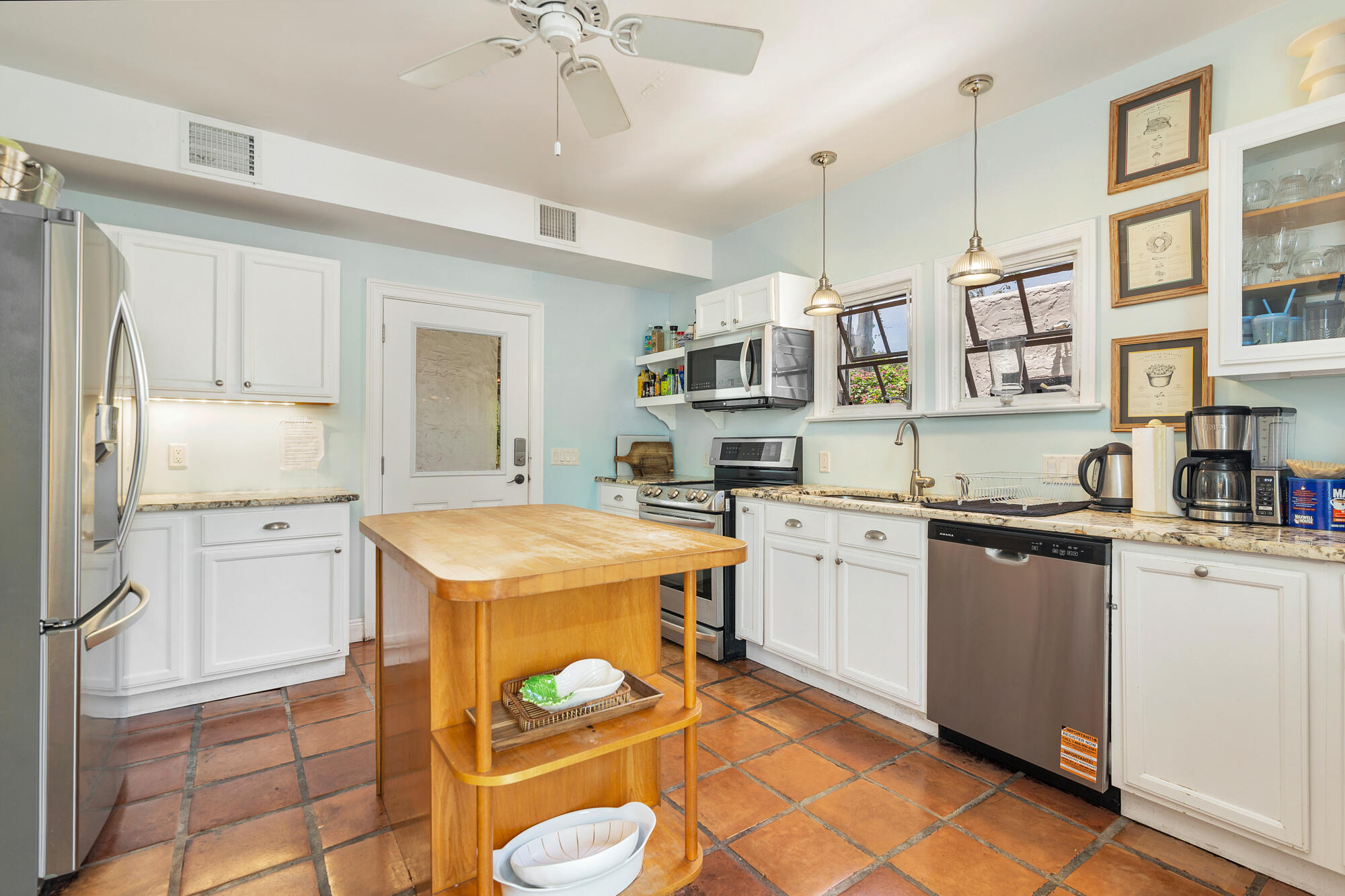 LAKEWOOD - Residential
