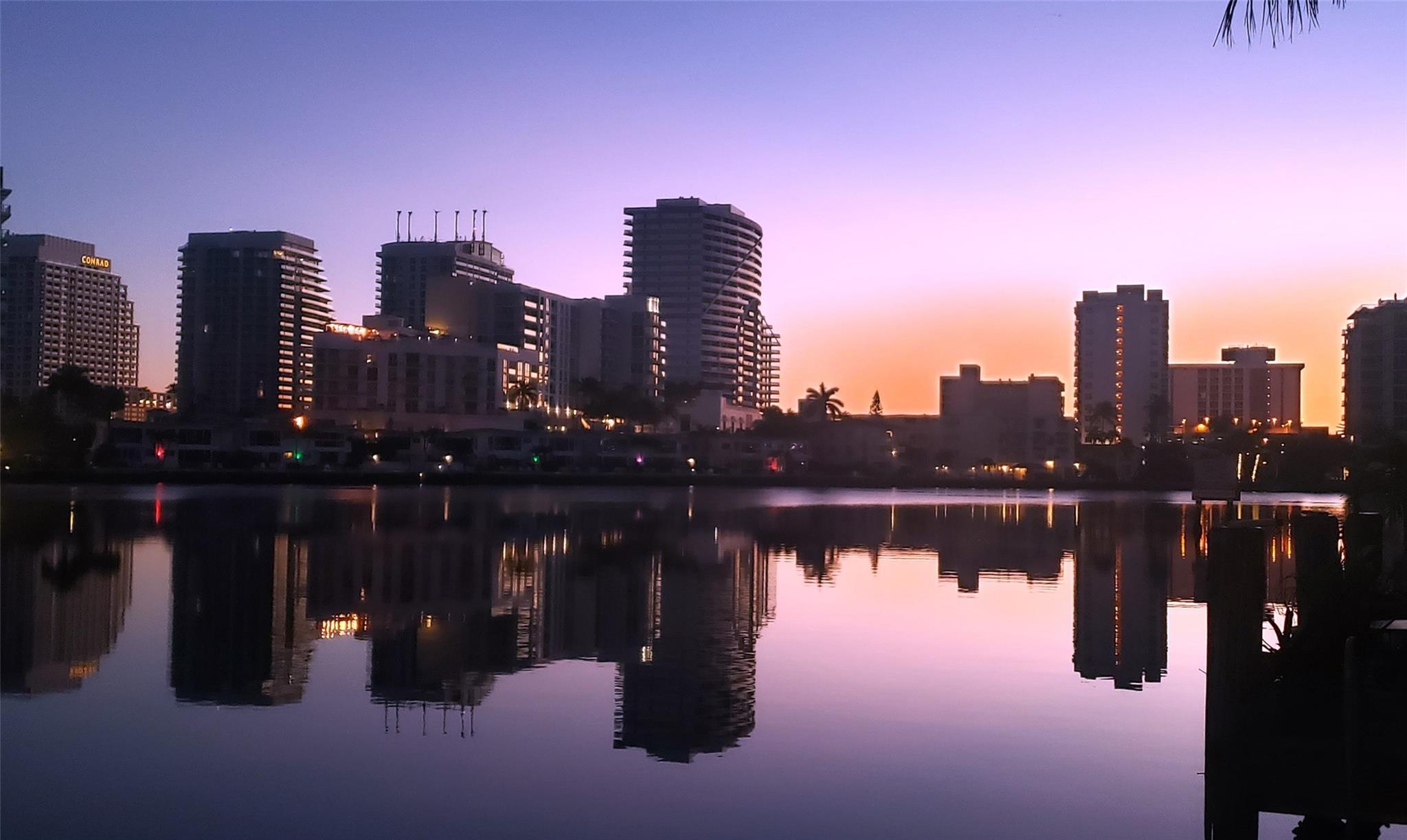 LAS OLAS SEVEN ISLES - Residential