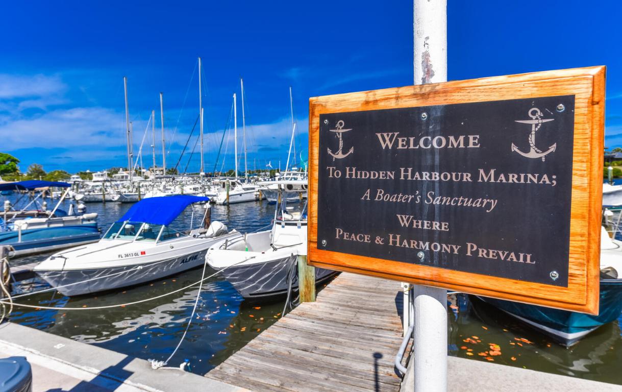 HIDDEN HARBOUR CONDO - Residential