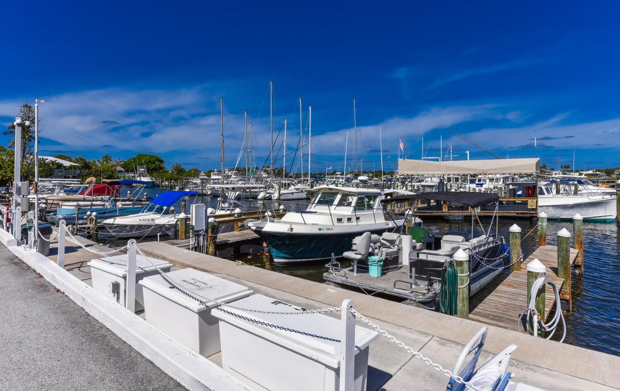 HIDDEN HARBOUR CONDO - Residential