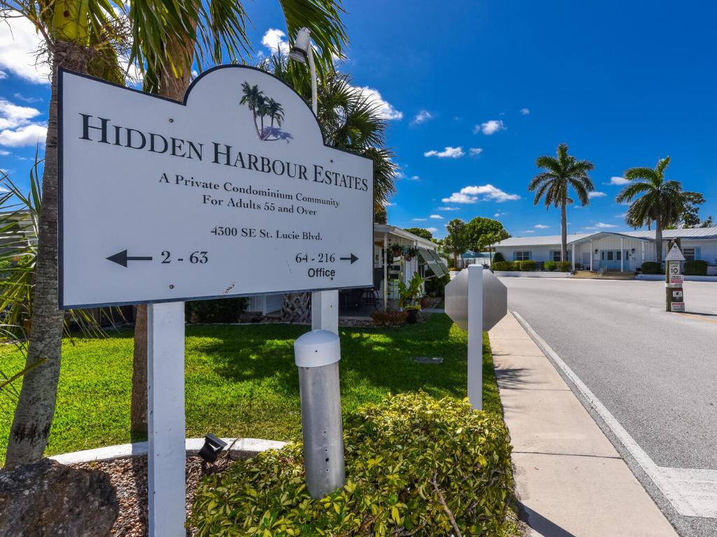 HIDDEN HARBOUR CONDO - Residential
