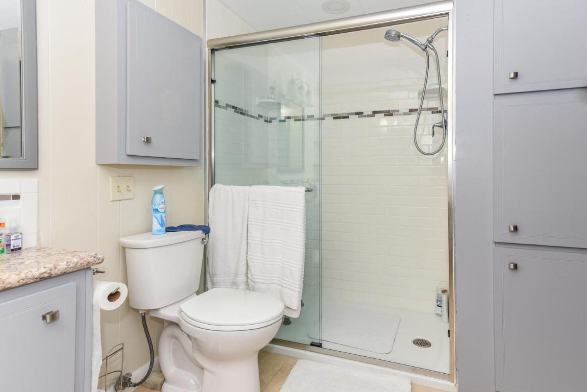 HIDDEN HARBOUR CONDO - Residential