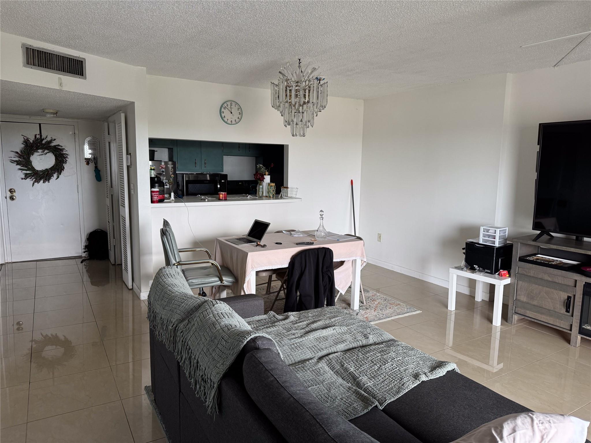 Manors of Inverrary Condo - Residential