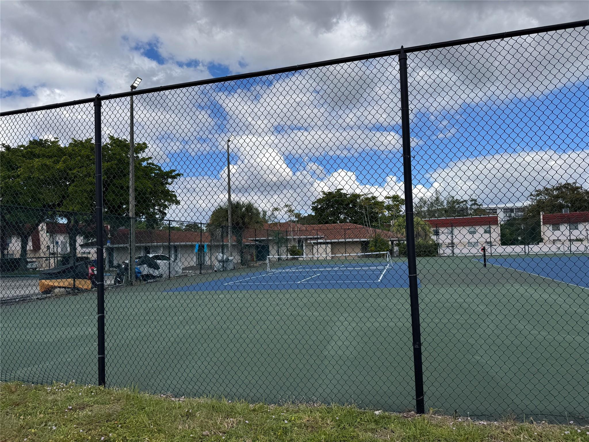 Manors of Inverrary Condo - Residential