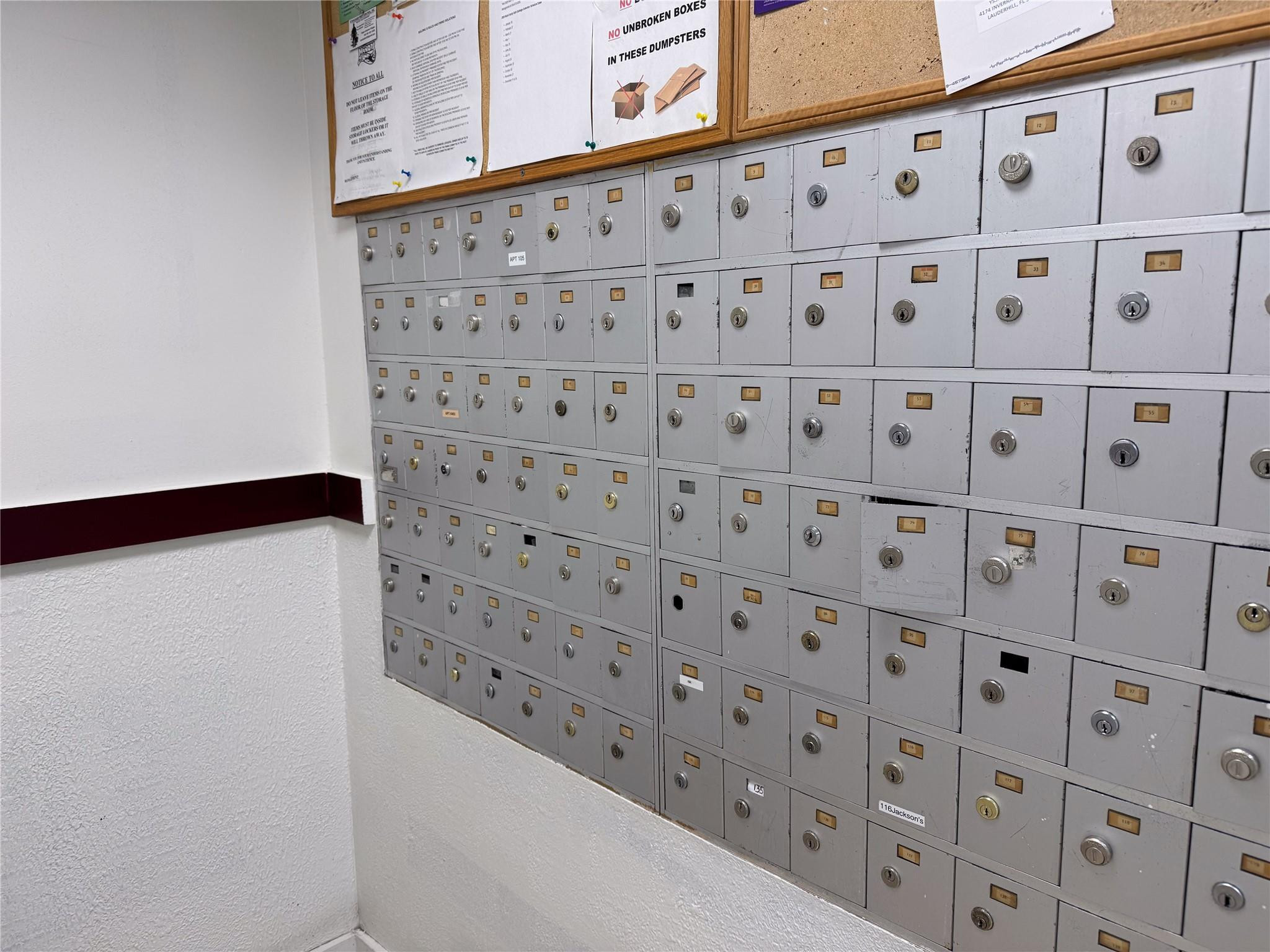 Manors of Inverrary Condo - Residential