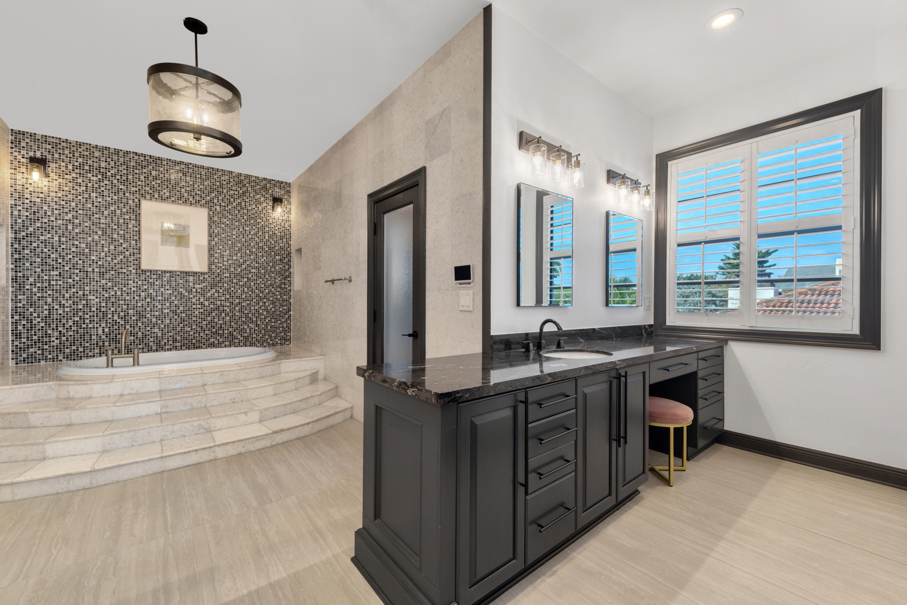 VICTORIA PARK RE-AMENDED PLAT - Residential