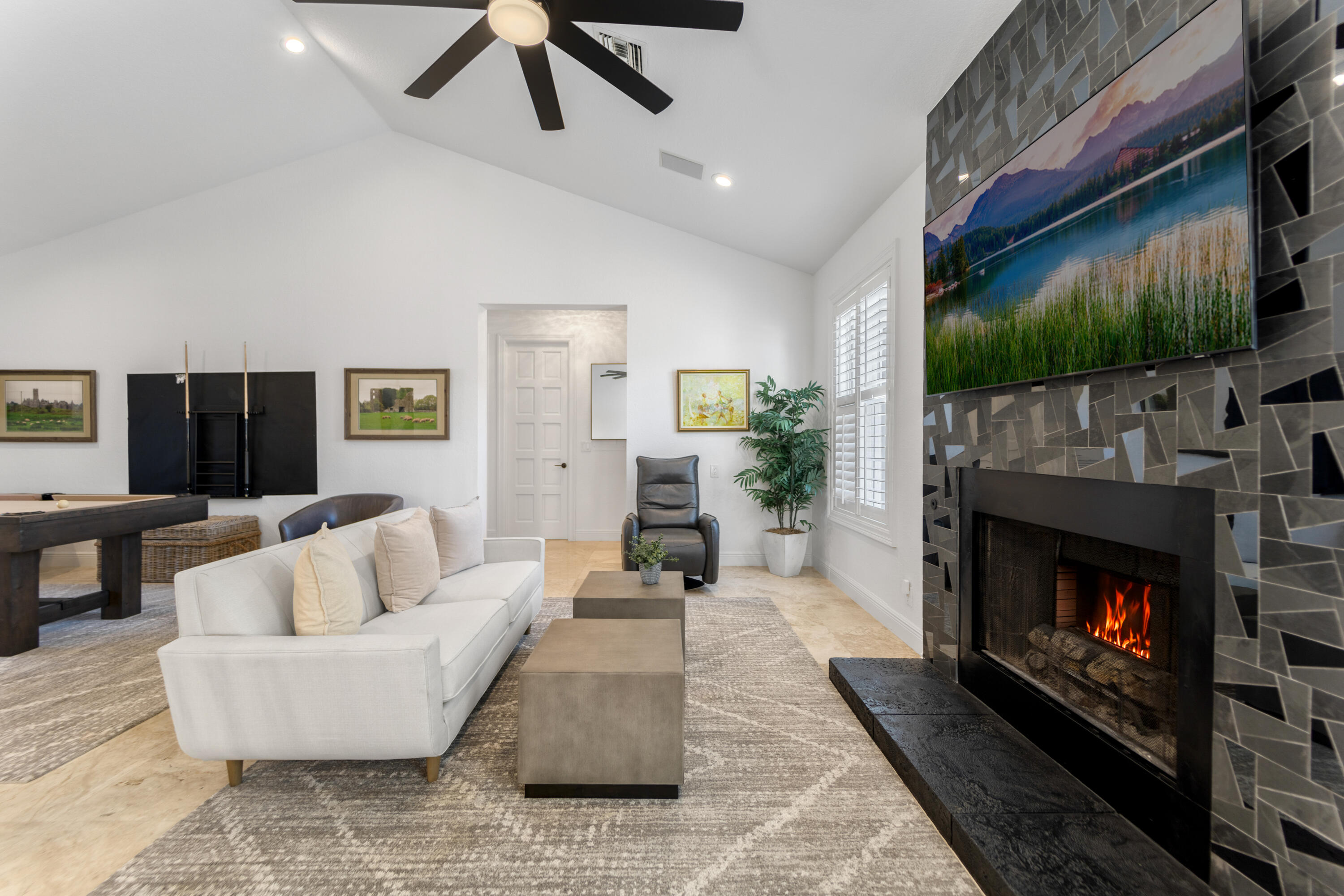 VICTORIA PARK RE-AMENDED PLAT - Residential