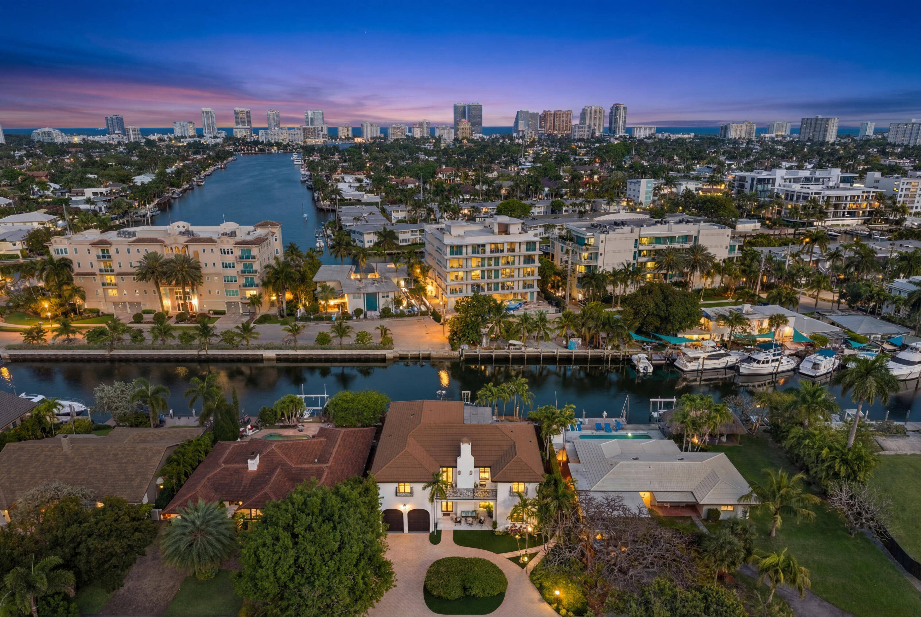 VICTORIA PARK RE-AMENDED PLAT - Residential