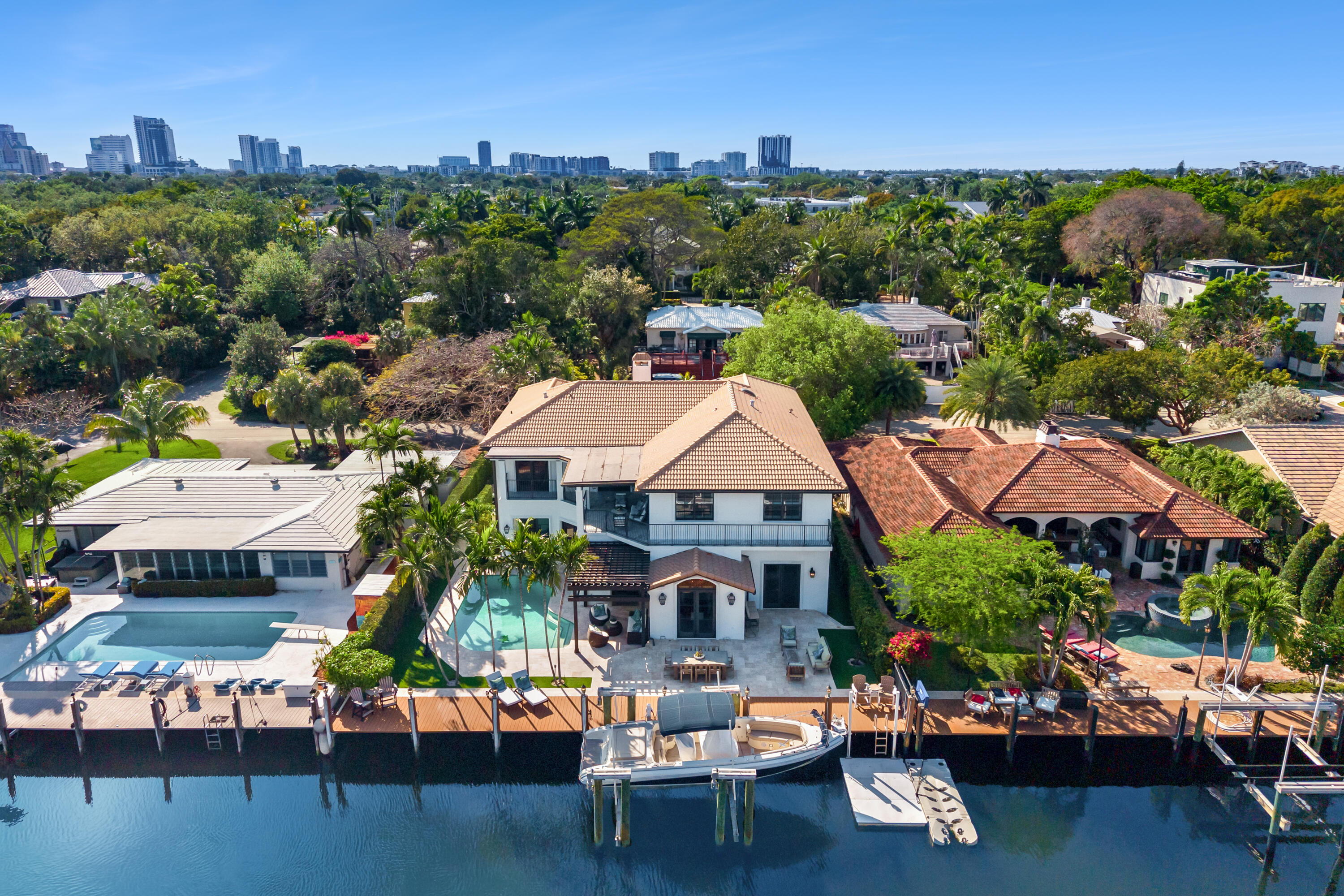 VICTORIA PARK RE-AMENDED PLAT - Residential