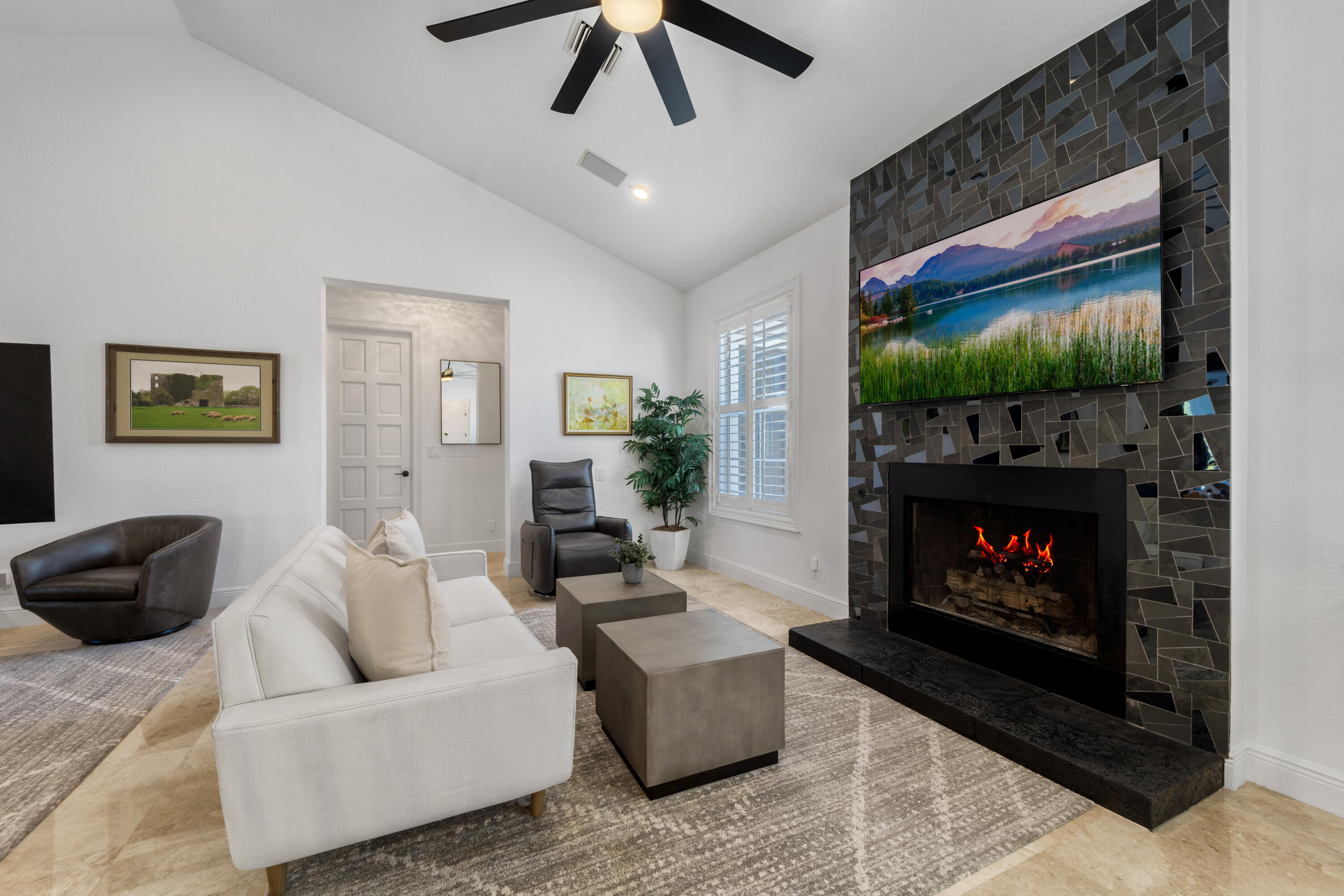 VICTORIA PARK RE-AMENDED PLAT - Residential