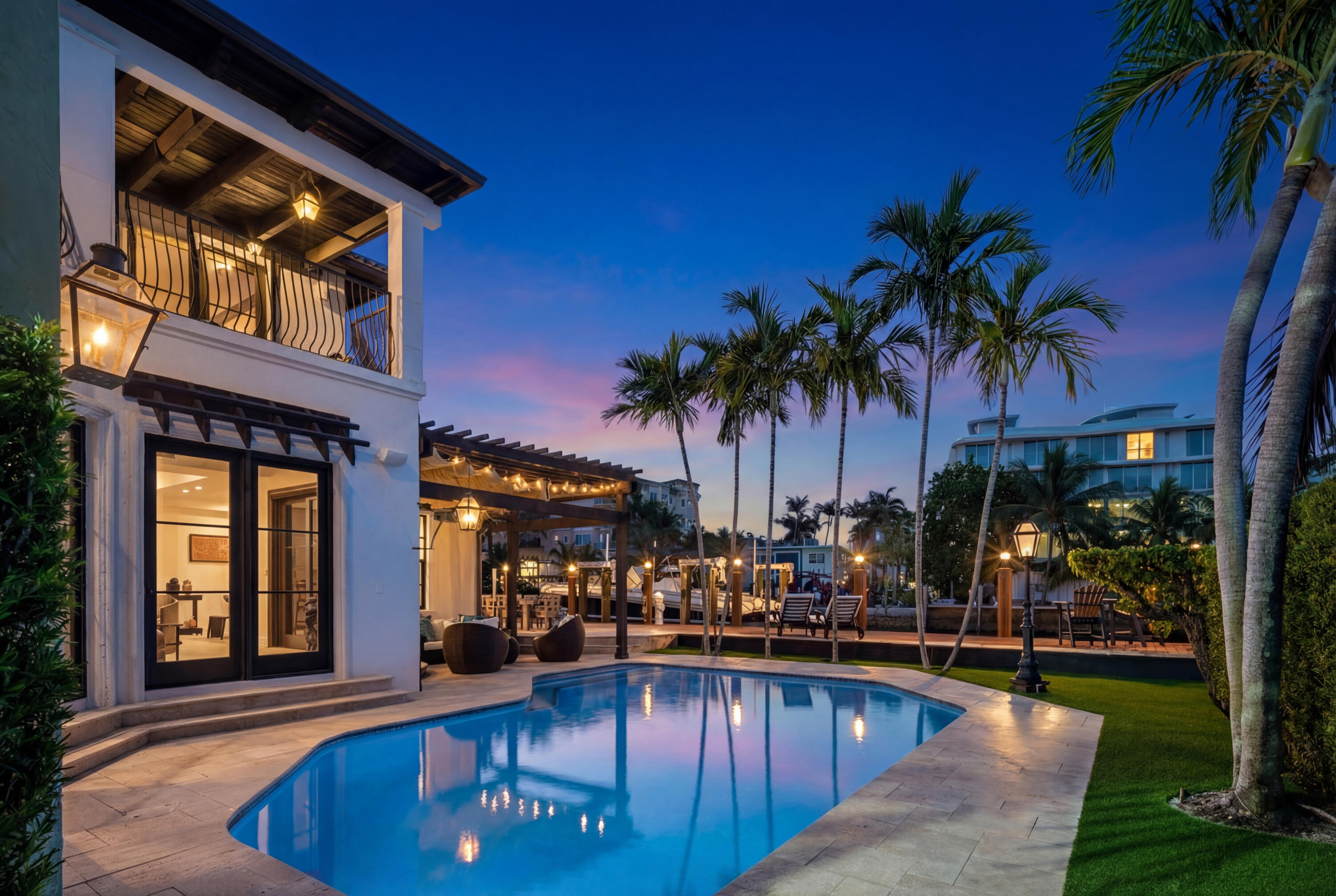 VICTORIA PARK RE-AMENDED PLAT - Residential