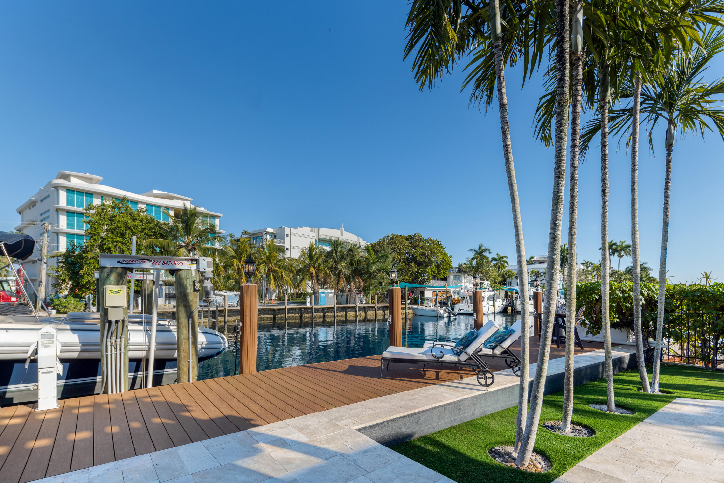 VICTORIA PARK RE-AMENDED PLAT - Residential