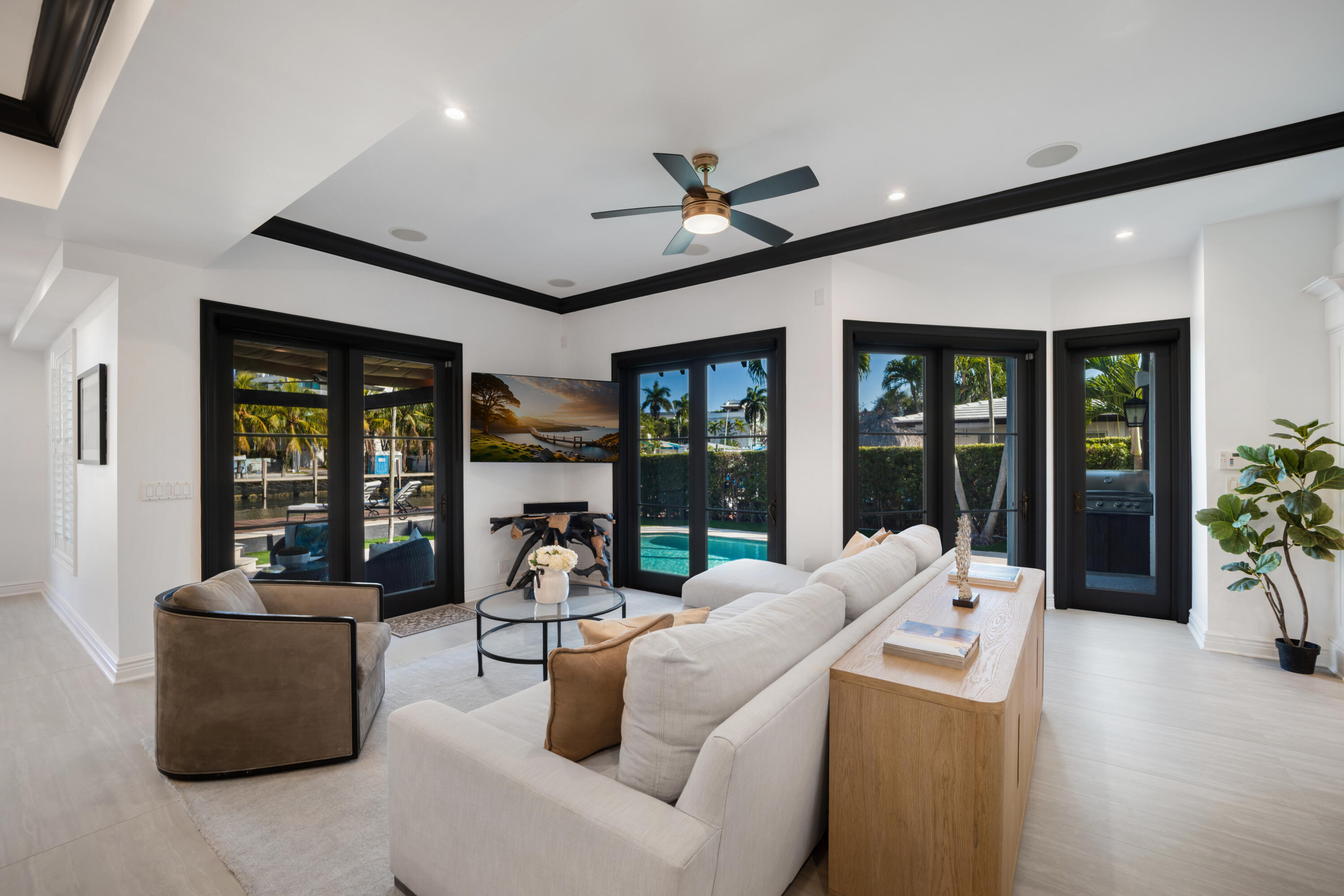 VICTORIA PARK RE-AMENDED PLAT - Residential