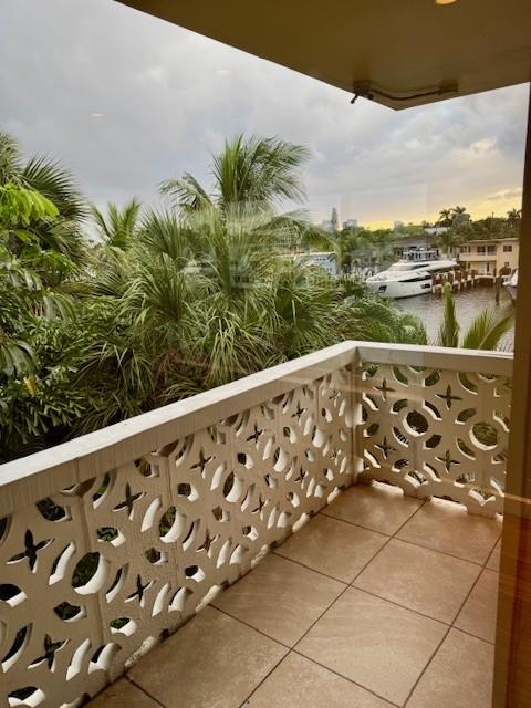 Middle River Villas Condo - Residential Lease