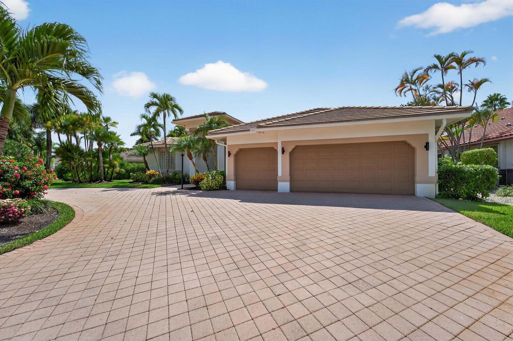 Photo of 10602 Stonebridge Boulevard, Boca Raton, FL 33498 (MLS # R11112953)
