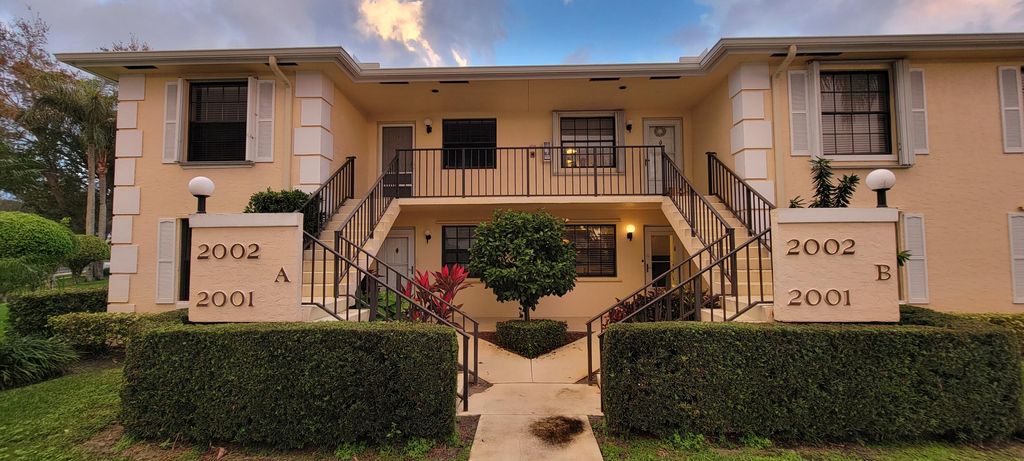 Photo of 2001 Keystone Drive S #B, Jupiter, FL 33458 (MLS # R11048552)