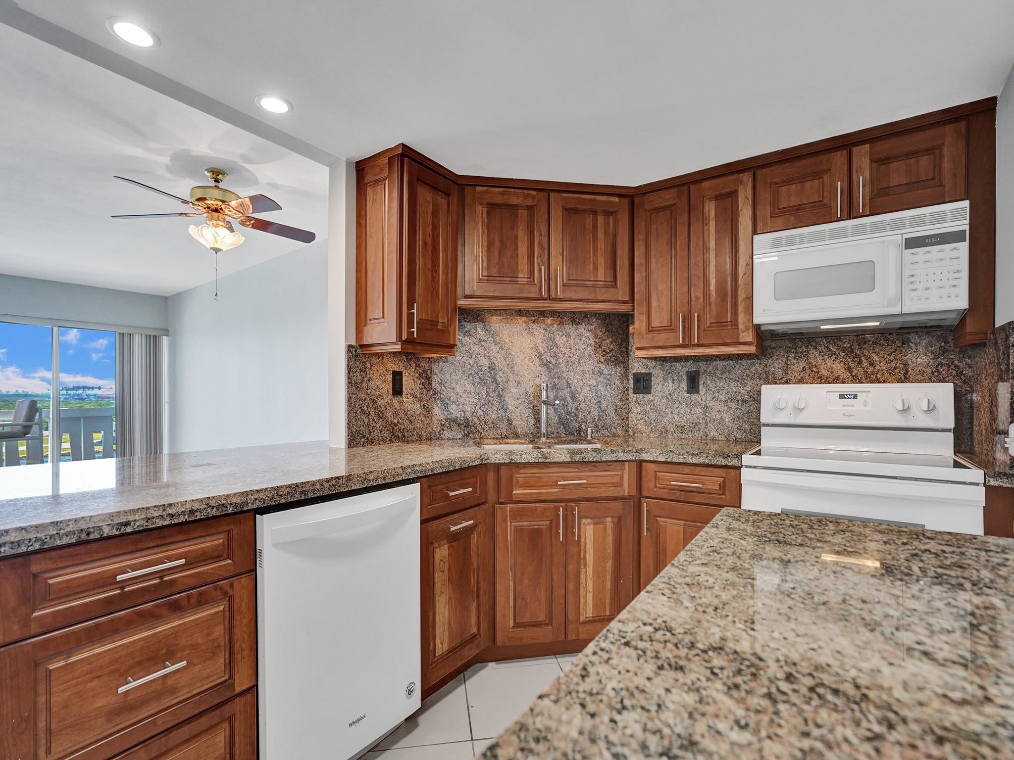 2100 S Ocean Drive 9L, Fort Lauderdale FL 33316