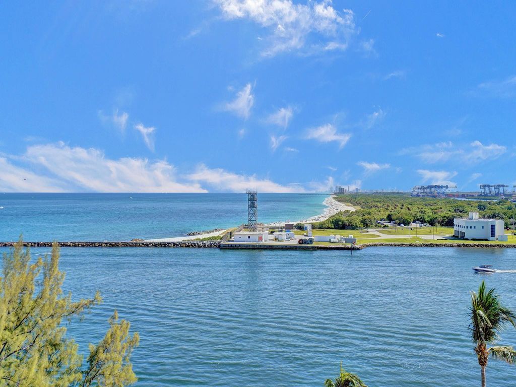 Photo of 2100 S Ocean Drive #9L, Fort Lauderdale, FL 33316 (MLS # F10550850)