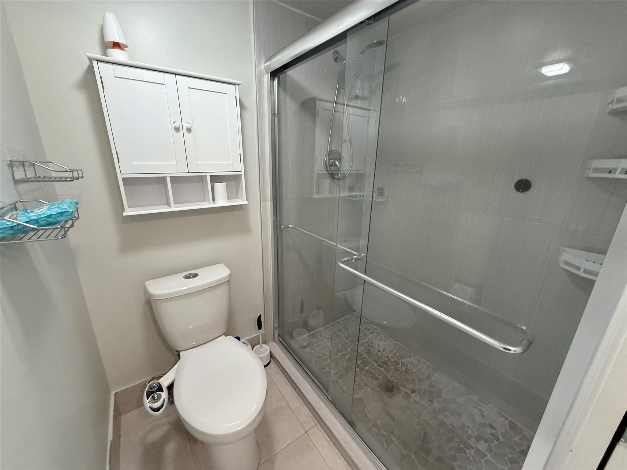 Cambridge At Century Vill - Residential Lease