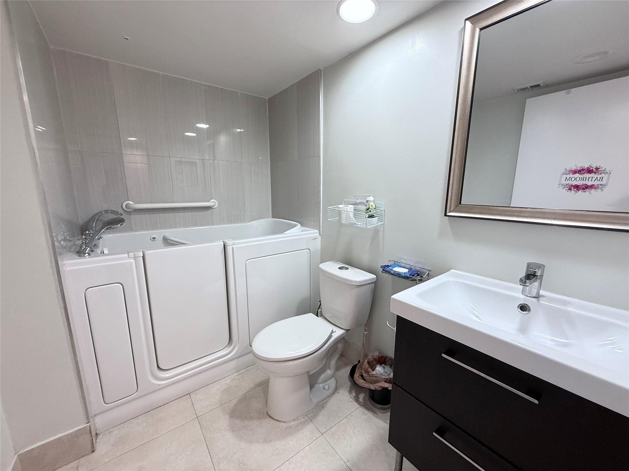 Cambridge At Century Vill - Residential Lease