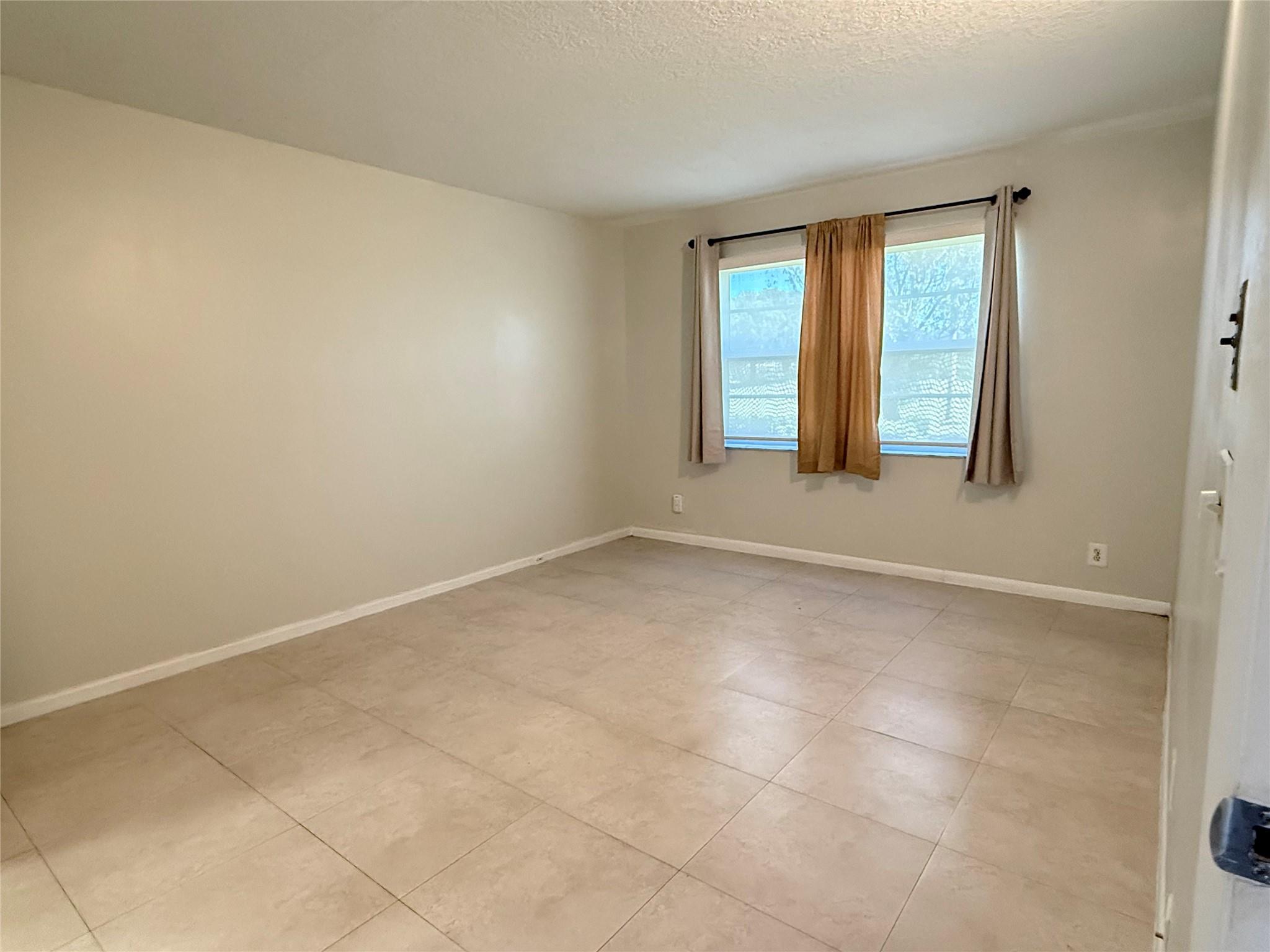 Cambridge At Century Vill - Residential Lease