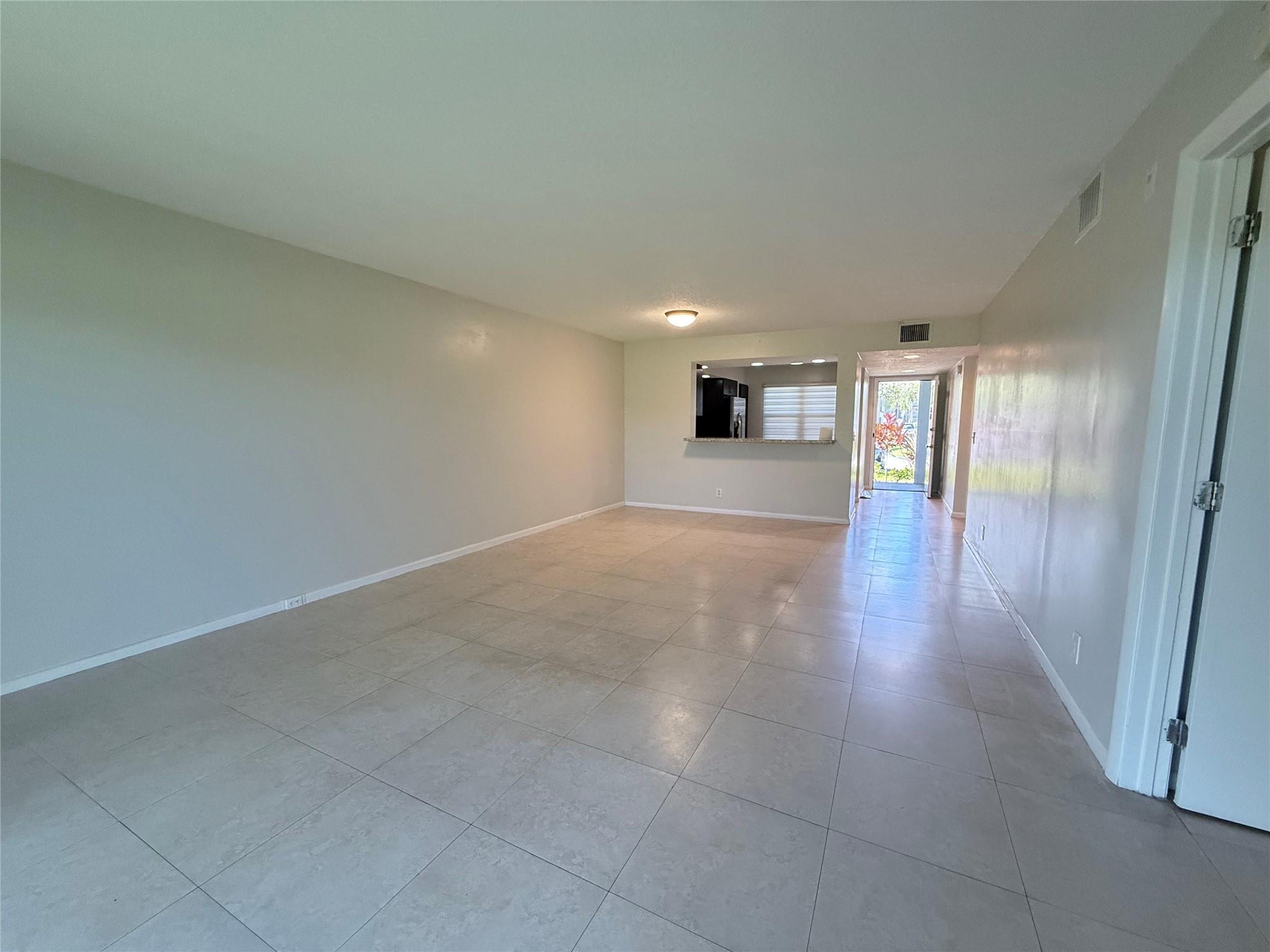 Cambridge At Century Vill - Residential Lease