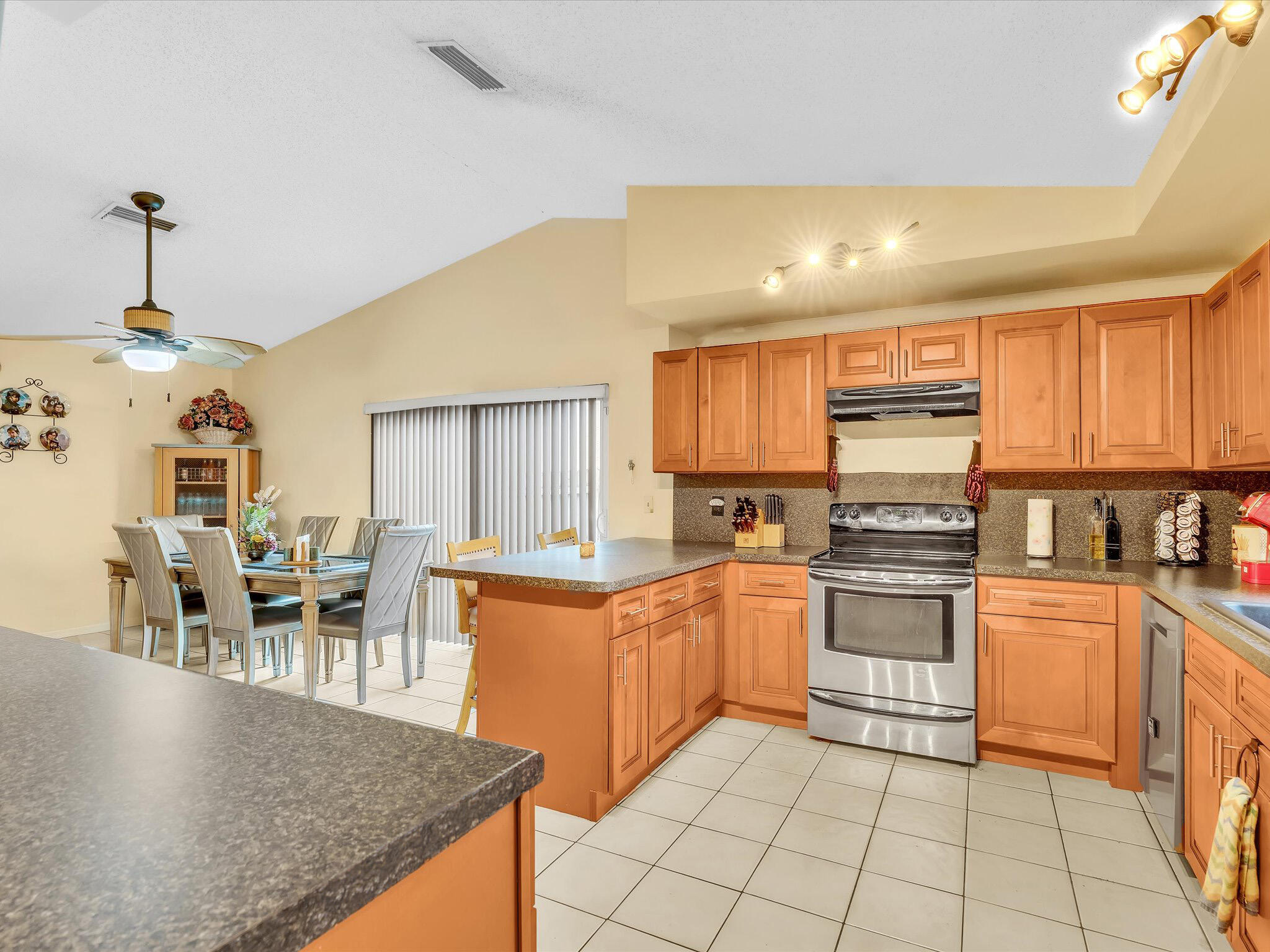 CITY OF LAUDERHILL SEC THREE - Residential