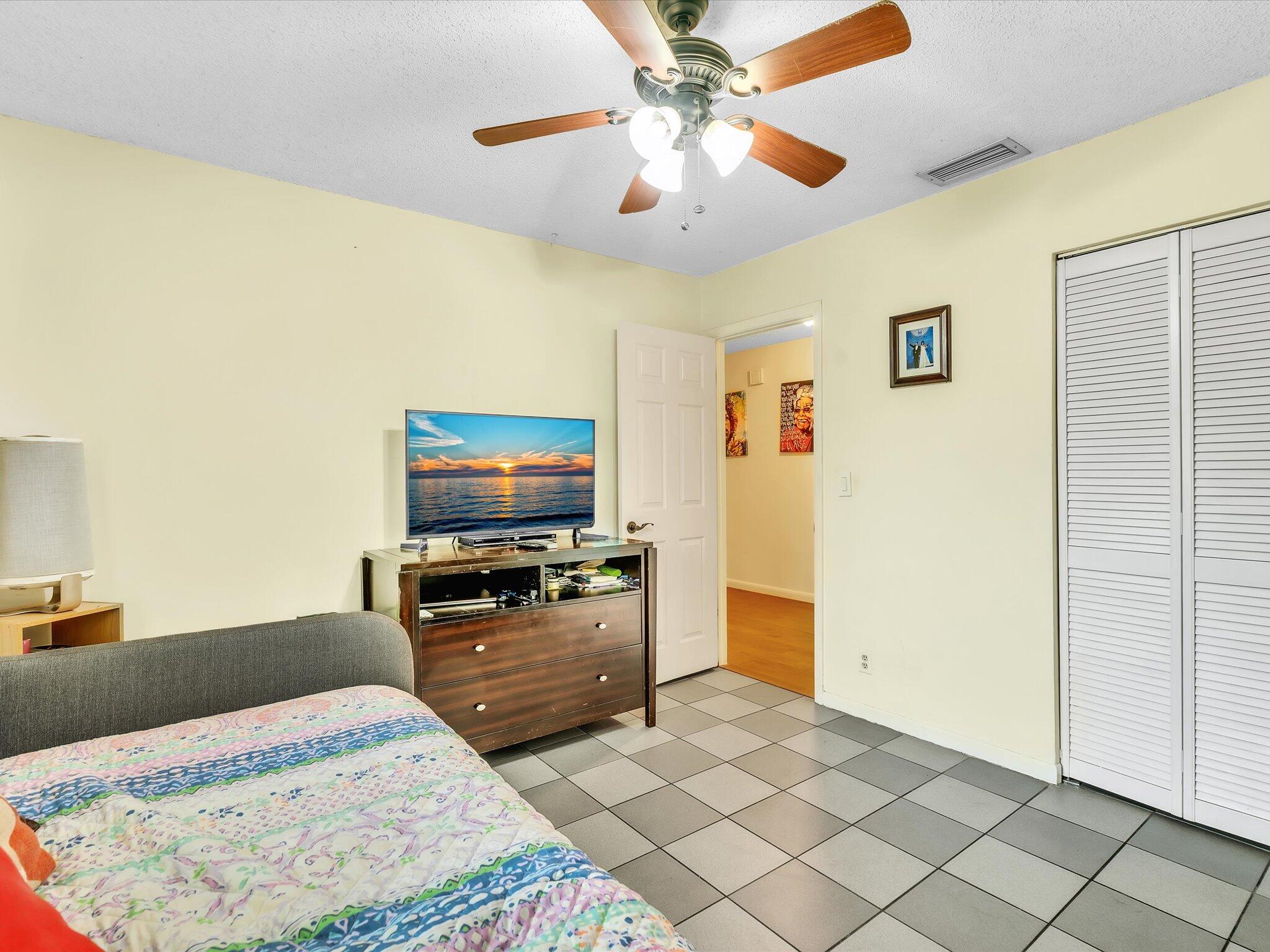 CITY OF LAUDERHILL SEC THREE - Residential
