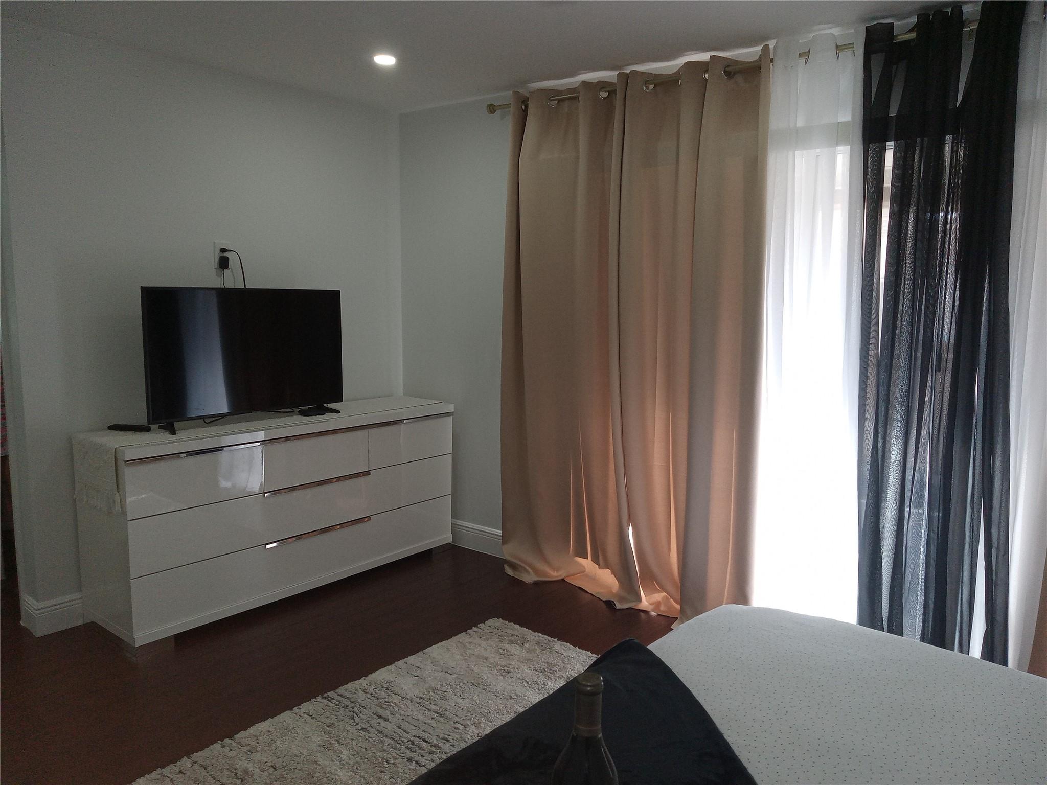 Townhouses at Jacaranda - Residential