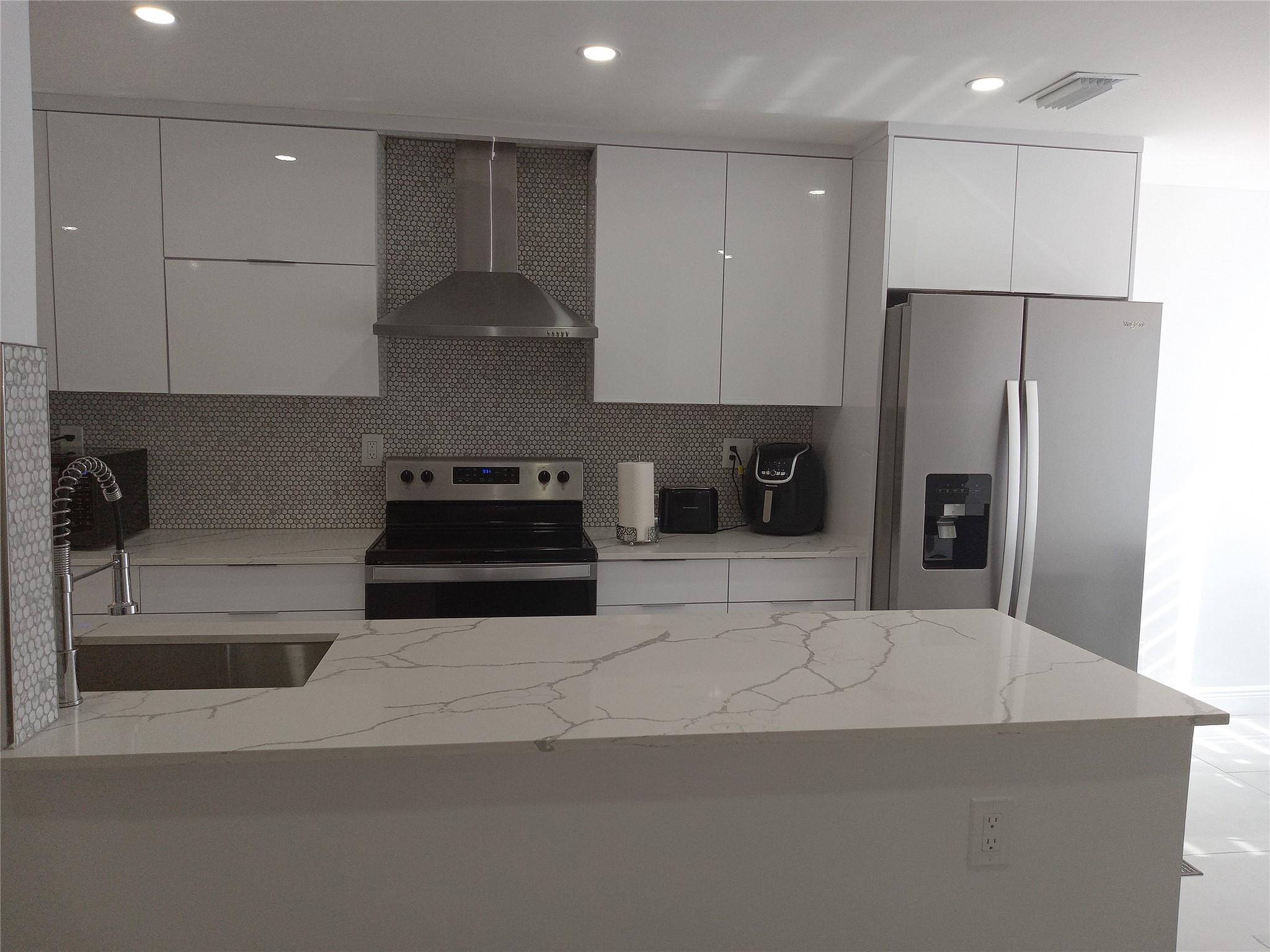 Townhouses at Jacaranda - Residential