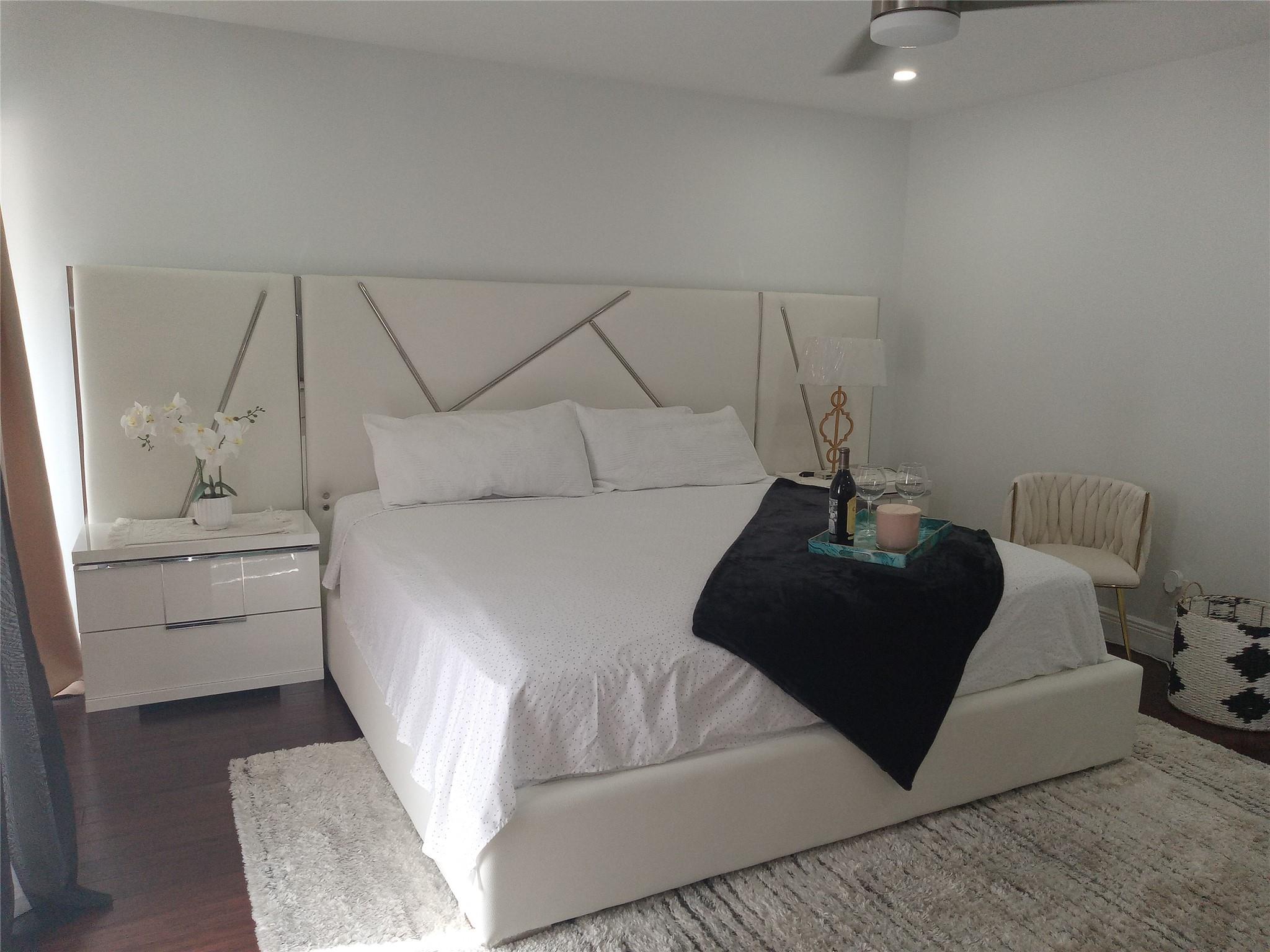 Townhouses at Jacaranda - Residential