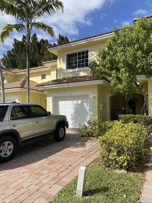 925 Imperial Lake Road
