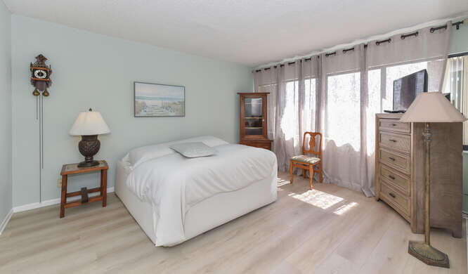 SEA RISE CONDO - Residential Lease