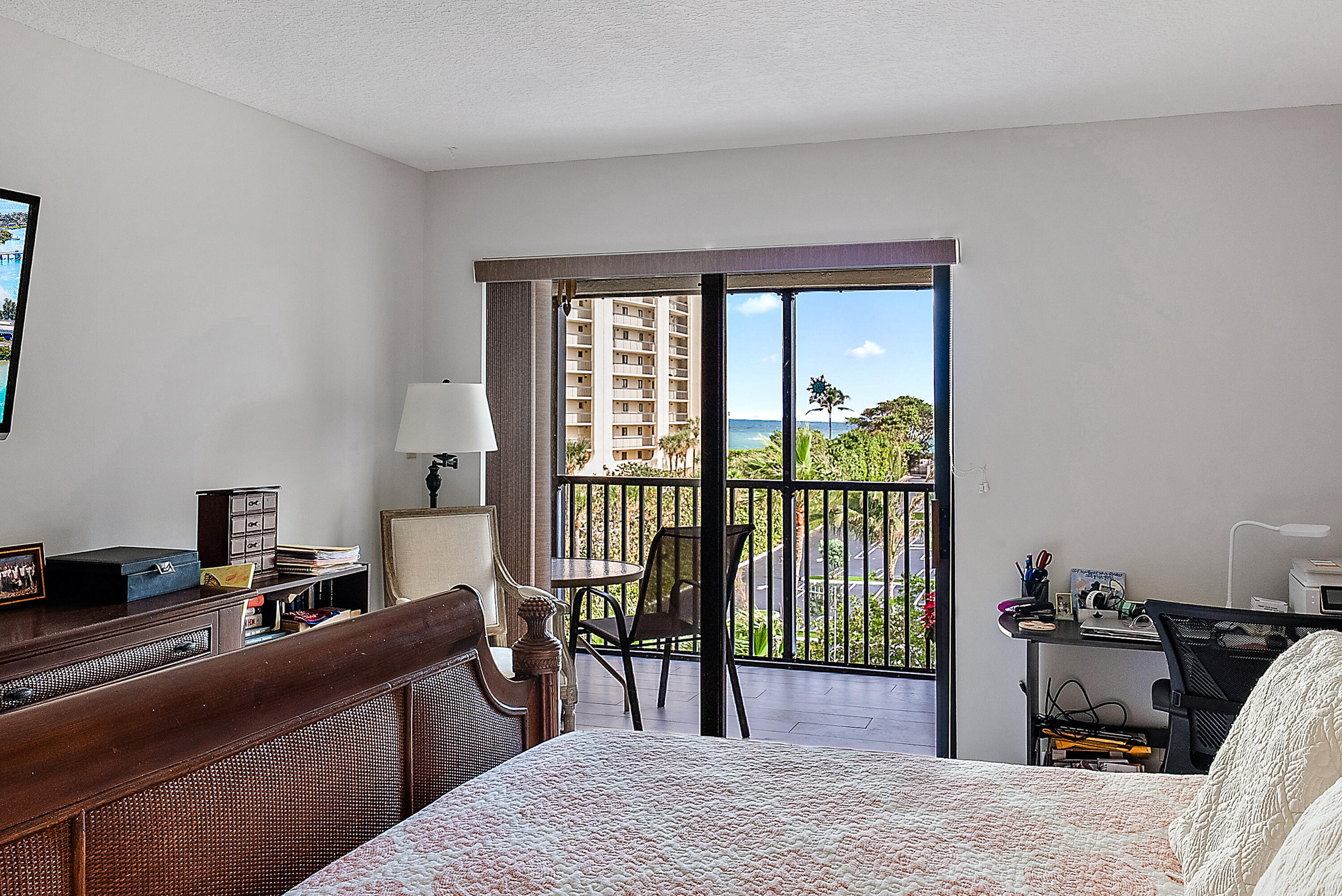 OCEAN TRAIL CONDO V - Residential