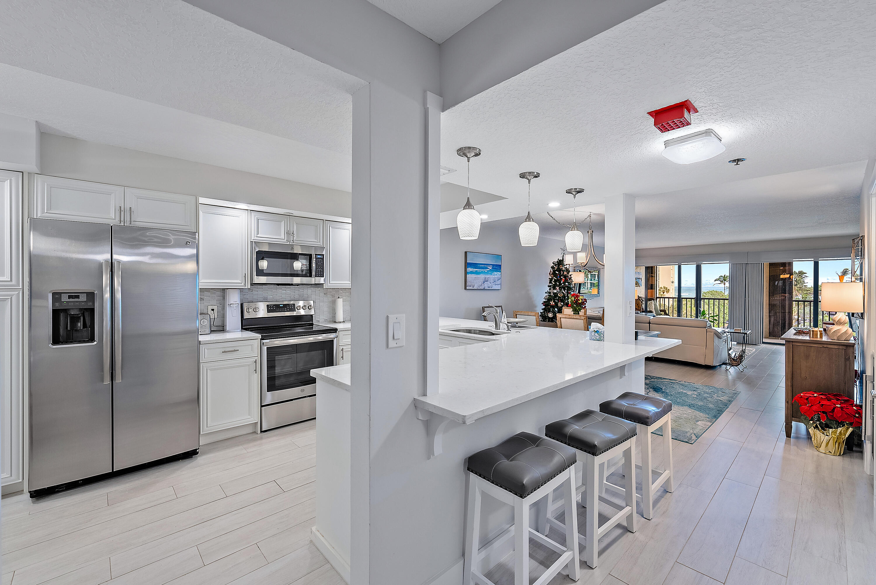 OCEAN TRAIL CONDO V - Residential