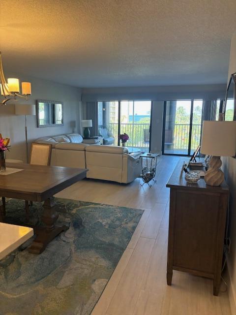 OCEAN TRAIL CONDO V - Residential