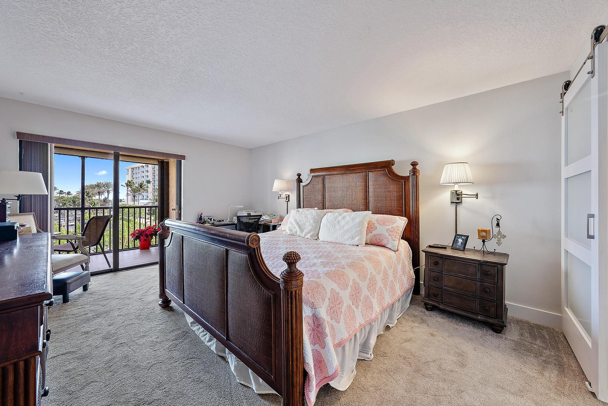OCEAN TRAIL CONDO V - Residential