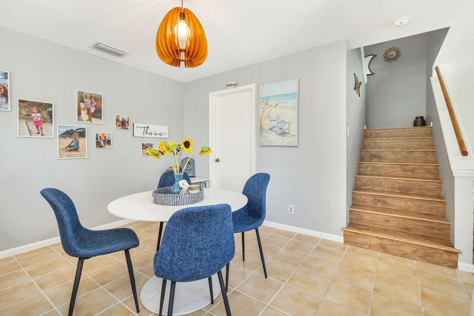 VILLAS ON THE GREEN TOWNHOUSES - Residential Lease