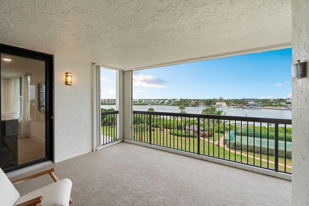 SEAWATCH AT JUPITER ISLAND CONDO - Residential