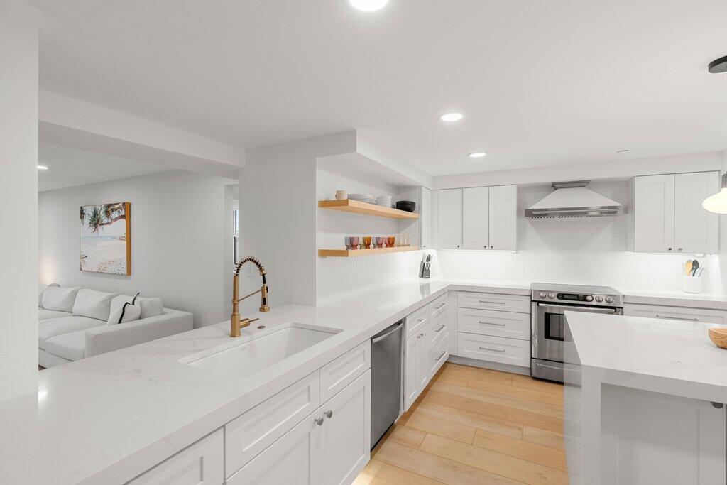 SEAWATCH AT JUPITER ISLAND CONDO - Residential