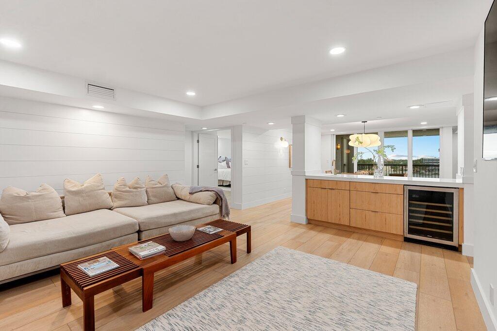 SEAWATCH AT JUPITER ISLAND CONDO - Residential