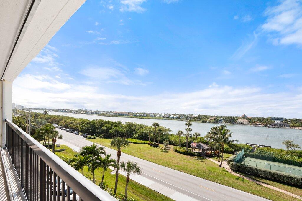 SEAWATCH AT JUPITER ISLAND CONDO - Residential