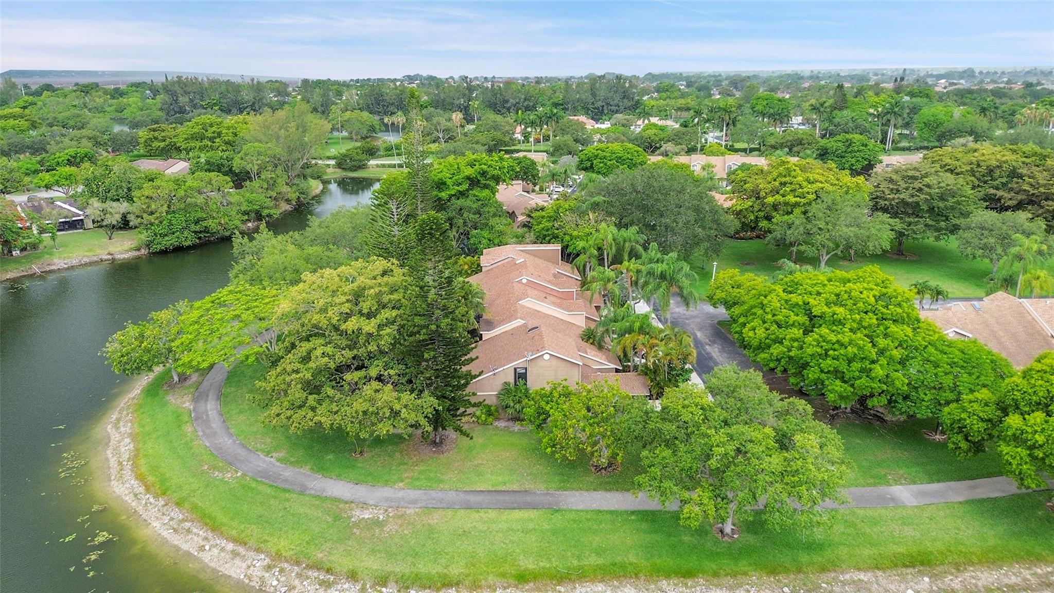 22494 Cypress Wood Ln 0