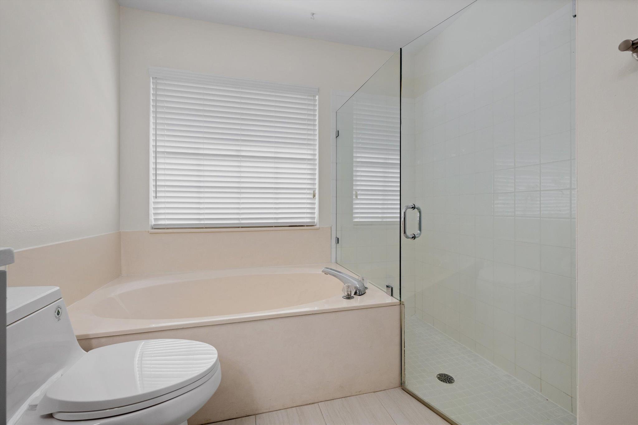 MEADOWLAND COVE 2 OF WELL - Residential Lease