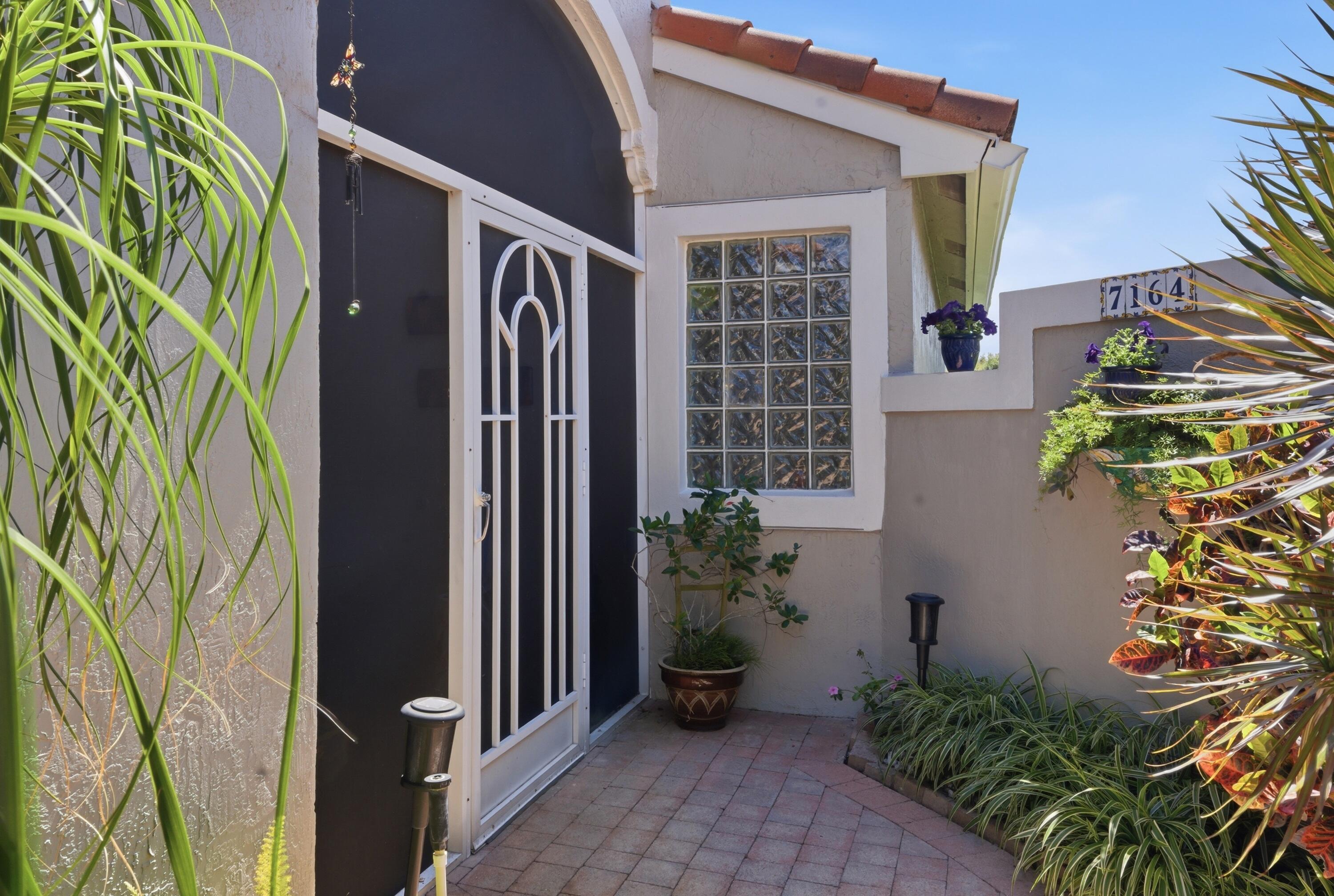 JONES PAR D-4 - Residential