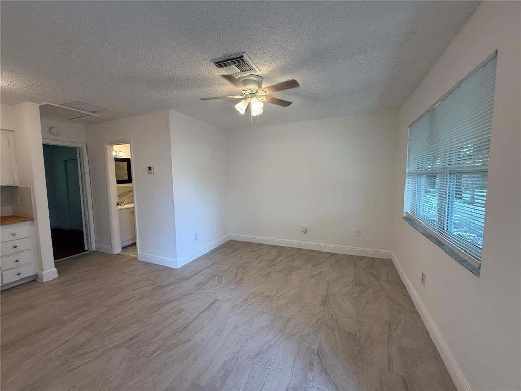 Everglade Land Sales Co F - Residential Lease