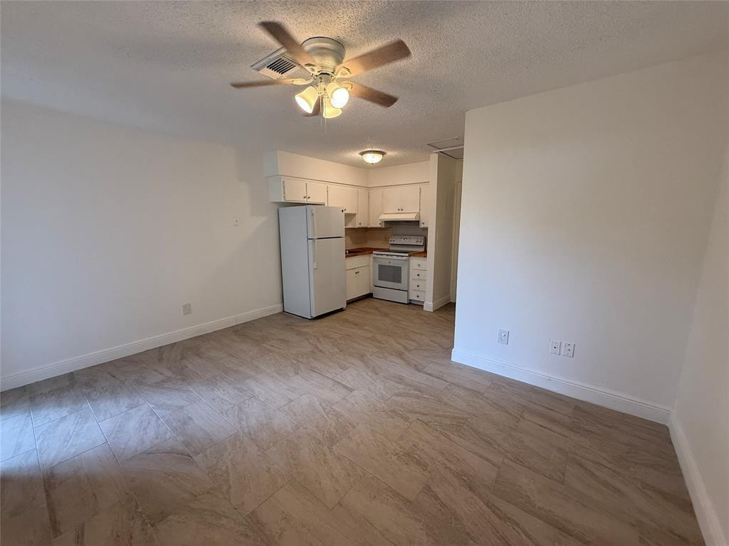 Everglade Land Sales Co F - Residential Lease