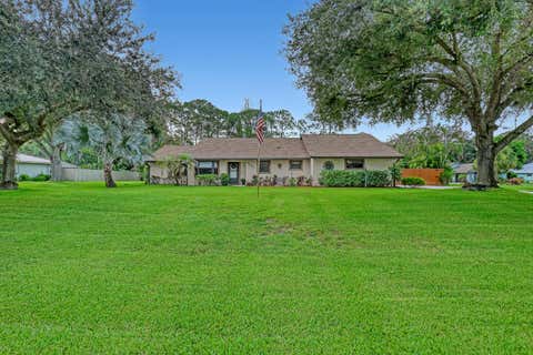 Photo of 8581 SW 17TH Avenue, Stuart, FL 34997 (MLS # B26059510)